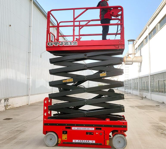 新村镇自行走移动式升降机